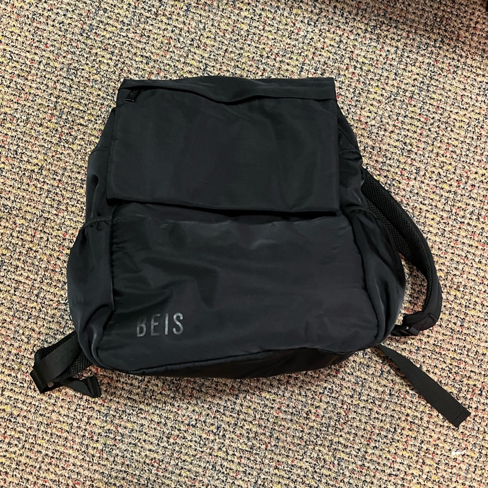 Beis ultimate diaper backpack